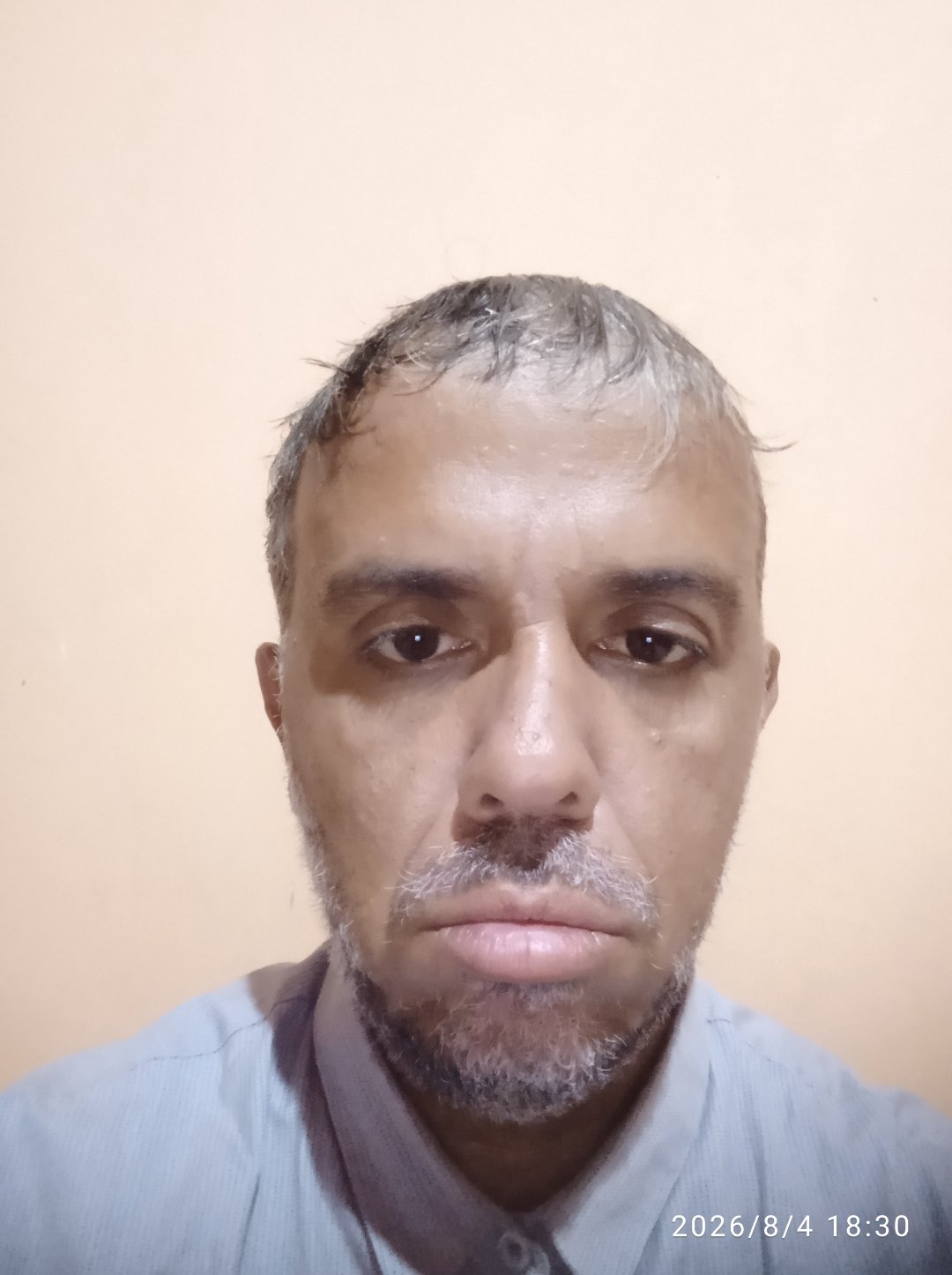 Não tenho ajudar nenhuma do governo